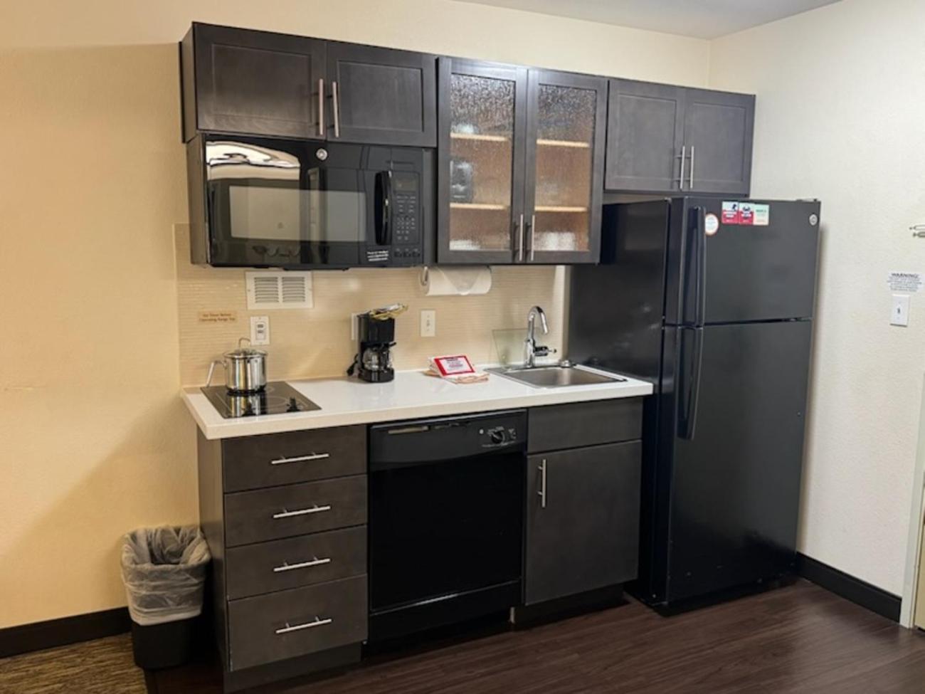 Candlewood Suites Eugene Springfield By Ihg Екстер'єр фото